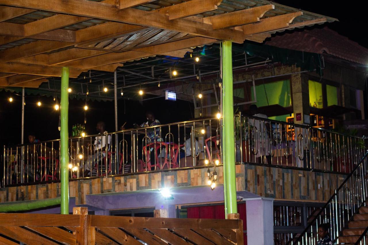 Triple Hill Hotel Weija Εξωτερικό φωτογραφία