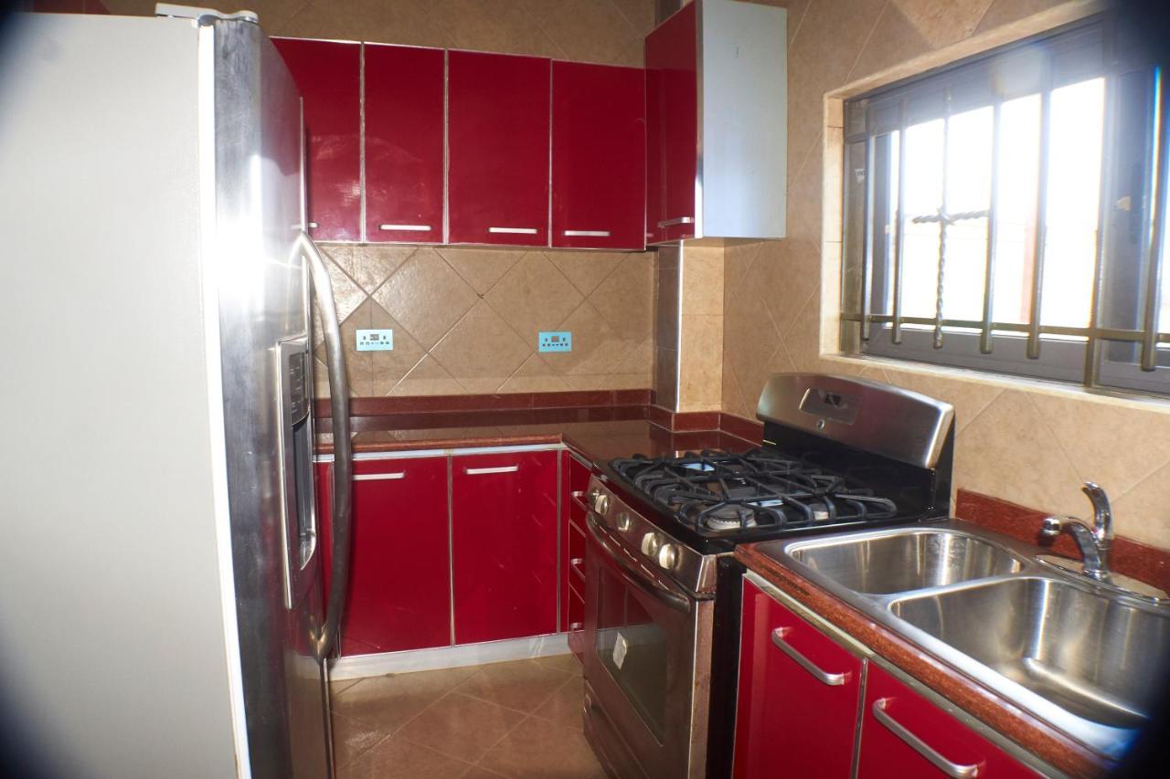 Triple Hill Hotel Weija Εξωτερικό φωτογραφία