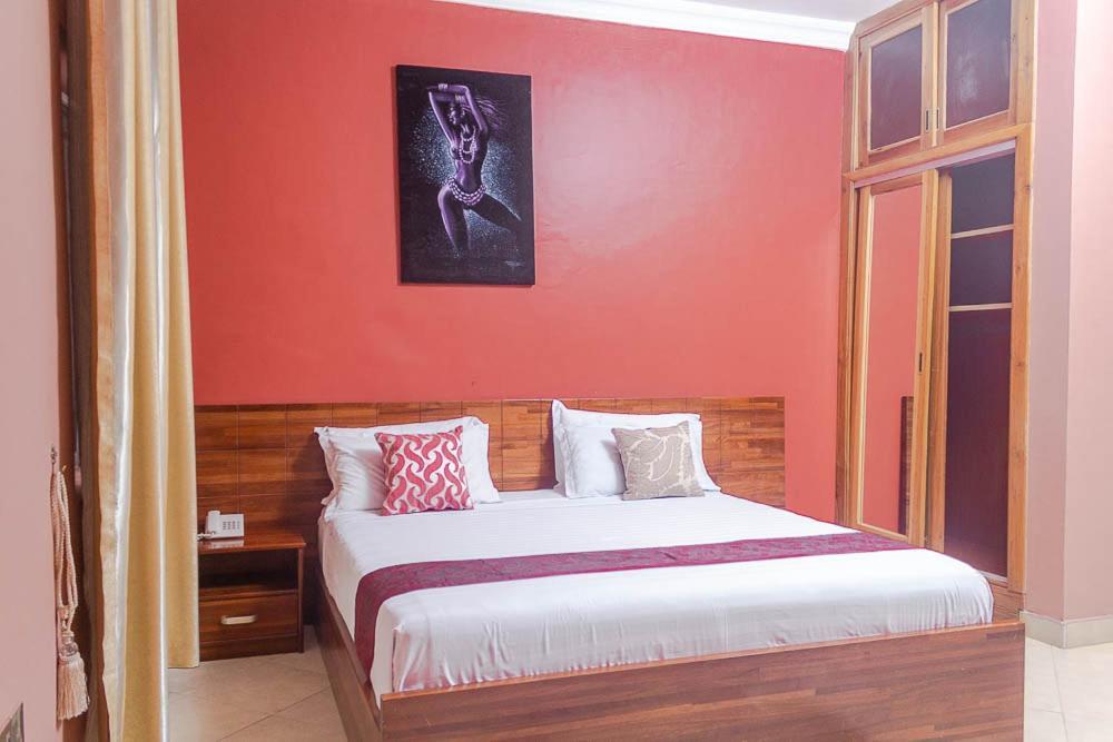 Triple Hill Hotel Weija Εξωτερικό φωτογραφία