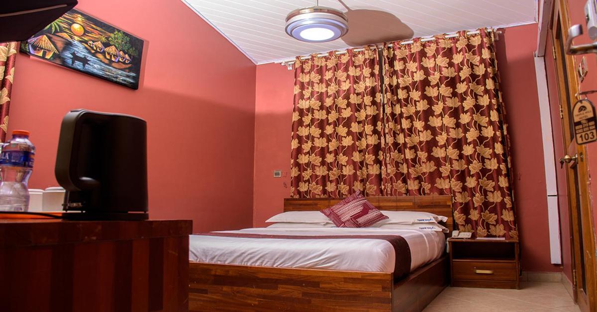 Triple Hill Hotel Weija Εξωτερικό φωτογραφία