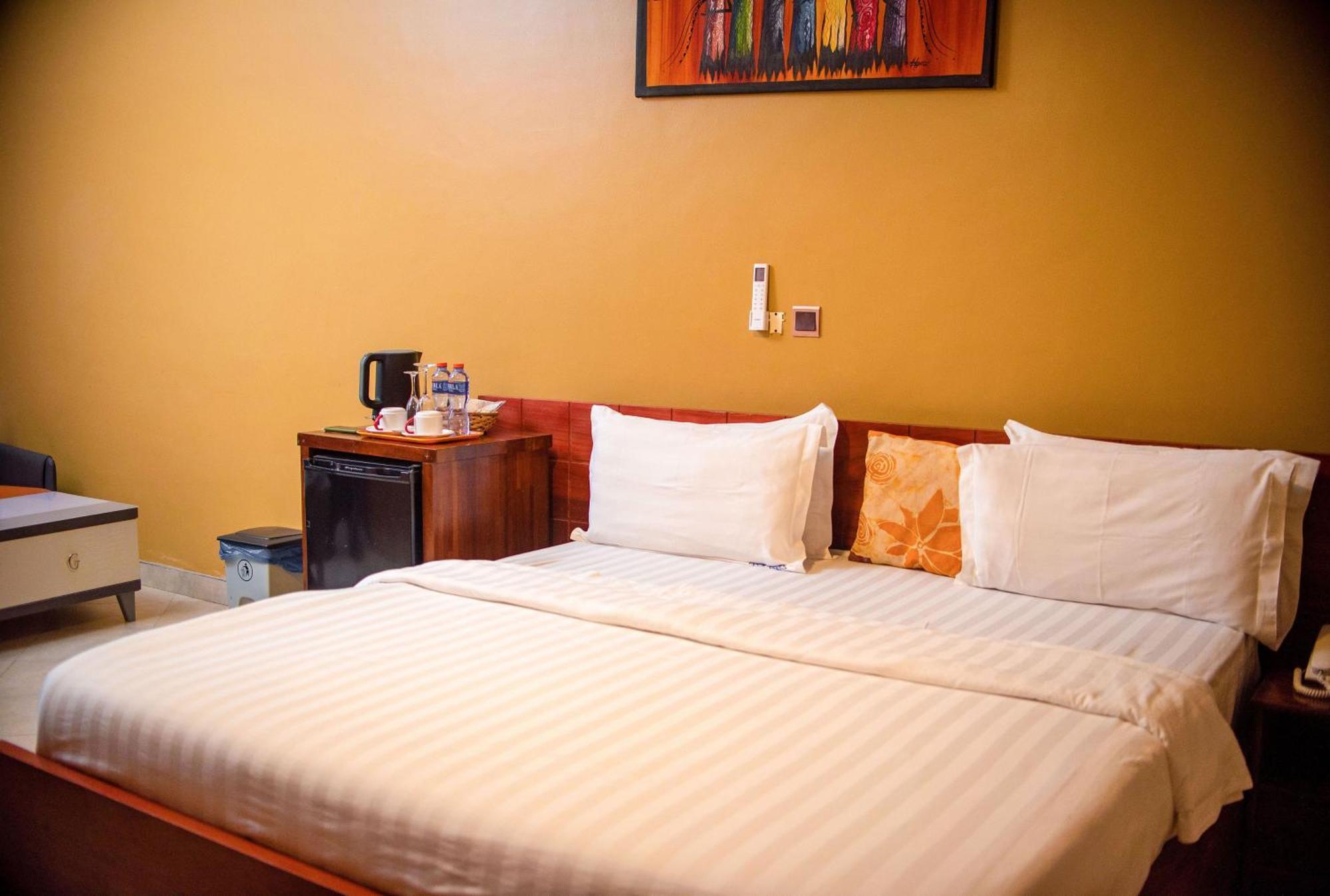 Triple Hill Hotel Weija Εξωτερικό φωτογραφία