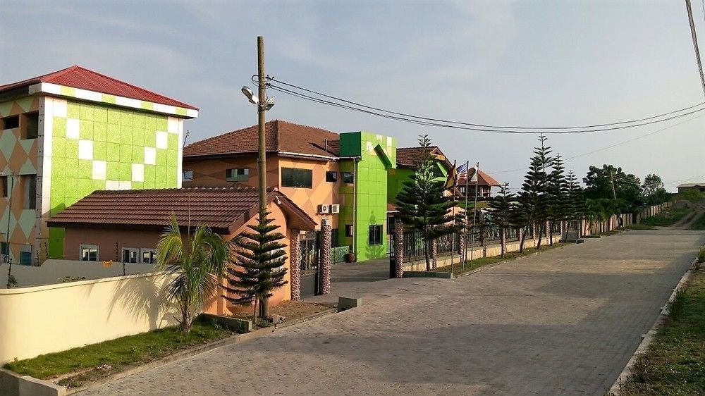 Triple Hill Hotel Weija Εξωτερικό φωτογραφία